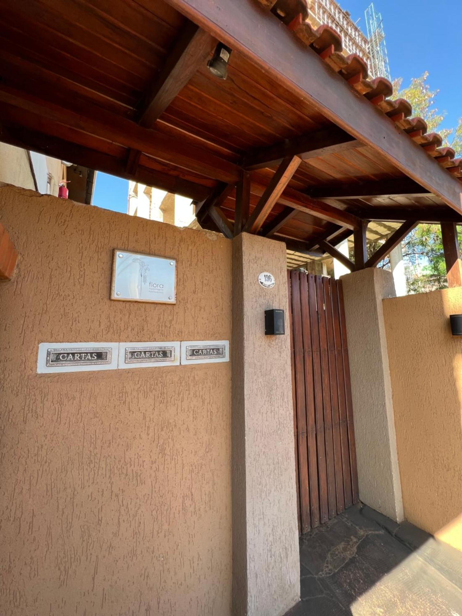 פוארטו איגואסו Flora Apartments מראה חיצוני תמונה