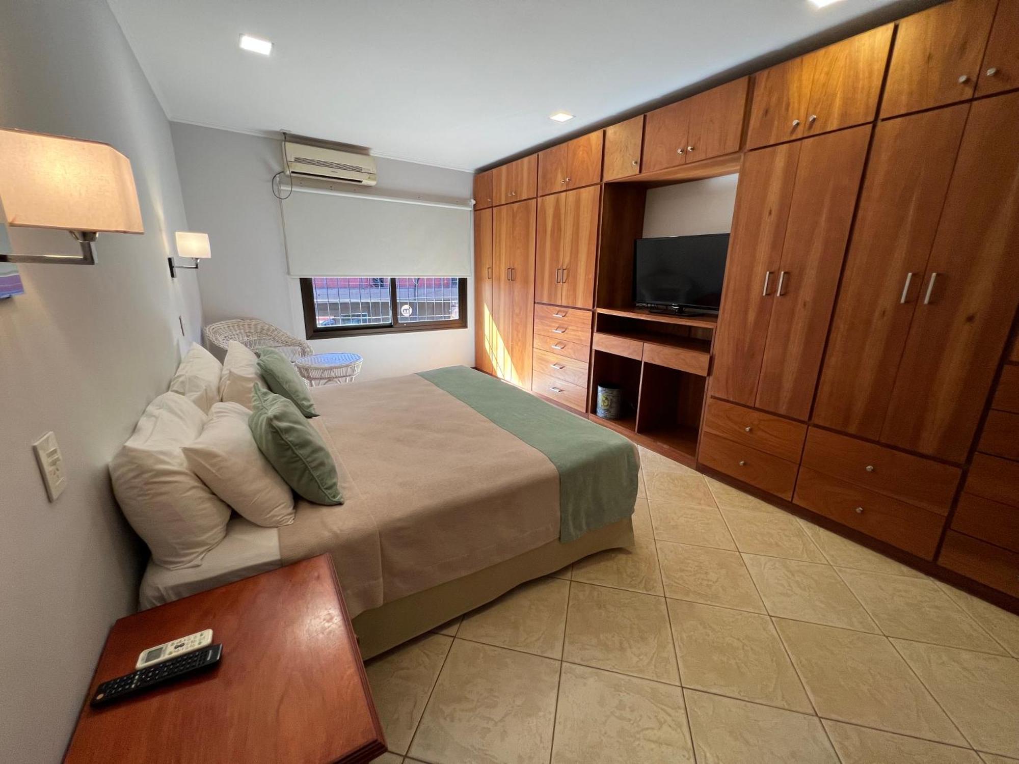 פוארטו איגואסו Flora Apartments מראה חיצוני תמונה