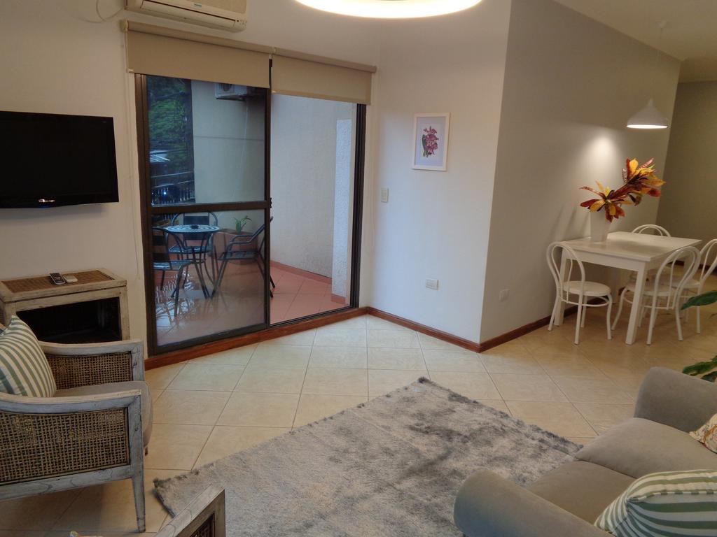 פוארטו איגואסו Flora Apartments מראה חיצוני תמונה