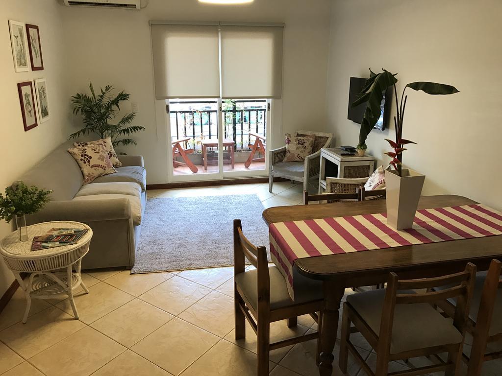 פוארטו איגואסו Flora Apartments מראה חיצוני תמונה