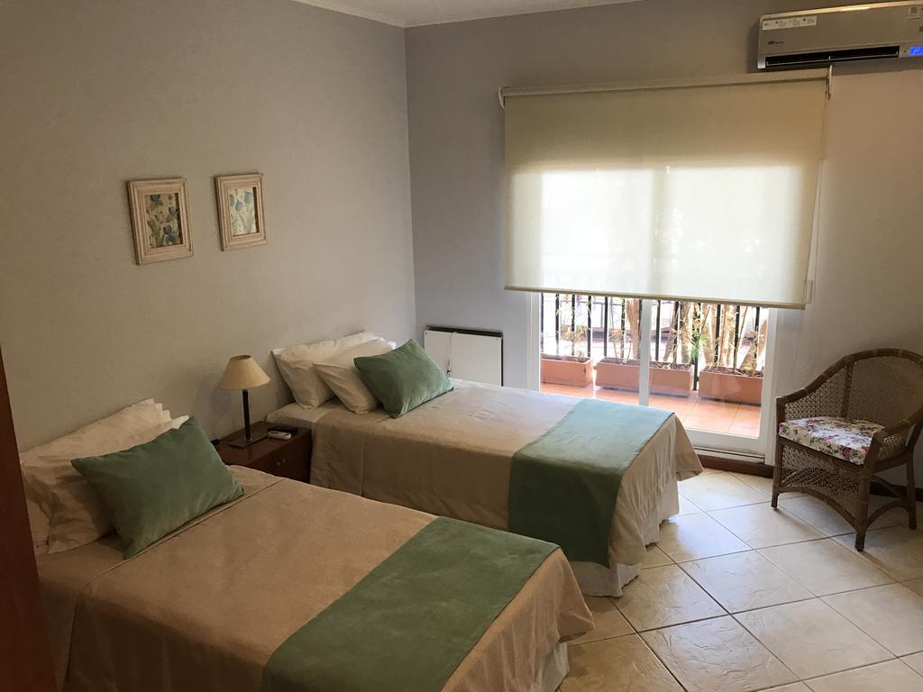 פוארטו איגואסו Flora Apartments מראה חיצוני תמונה